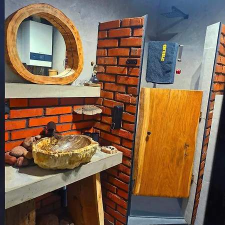 Spokoloko Skrzyczne Korzenny I Kamienny Apartament *