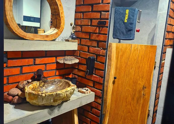 Spokoloko Skrzyczne Korzenny I Kamienny Apartmán *